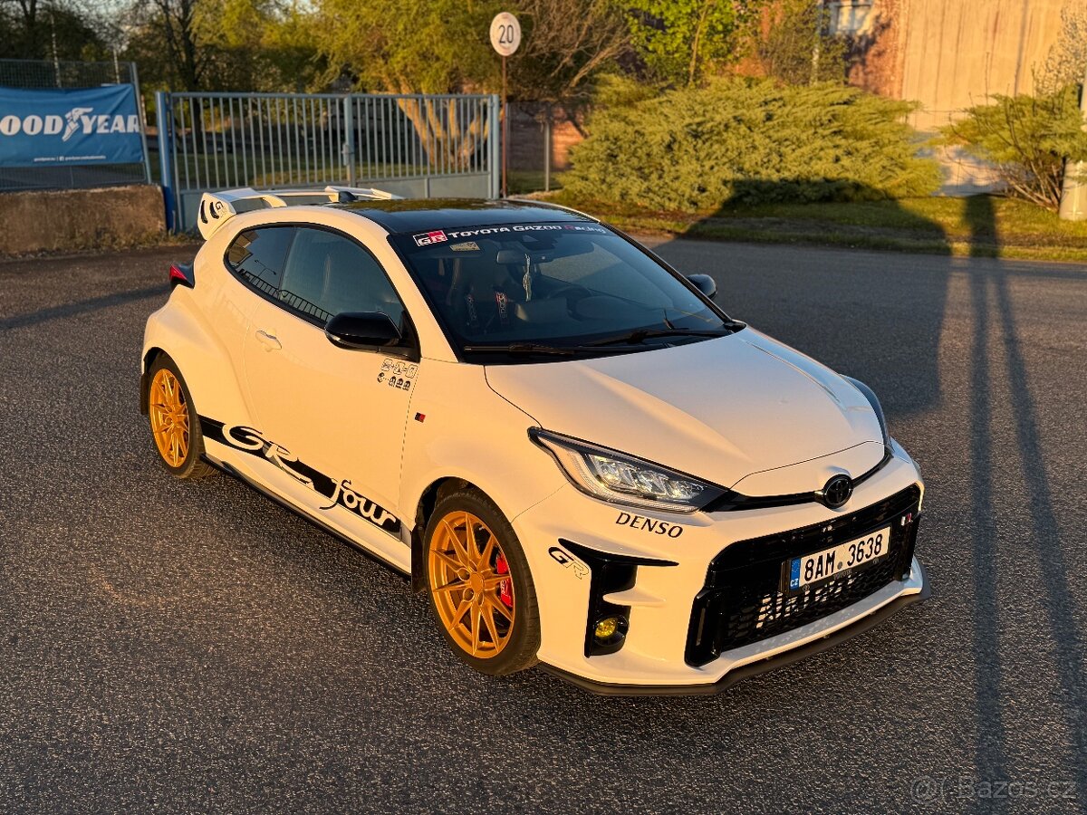 Toyota Yaris GR FOUR - DPH, doplňky +400k