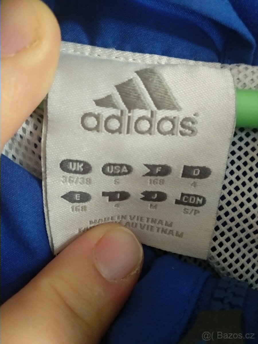 Adidas bundu