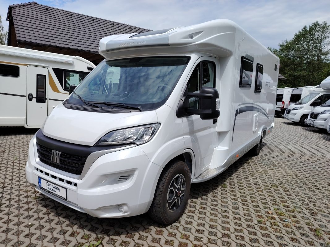 Obytný vůz Aero 650 CPH pro handicapované, Across Car