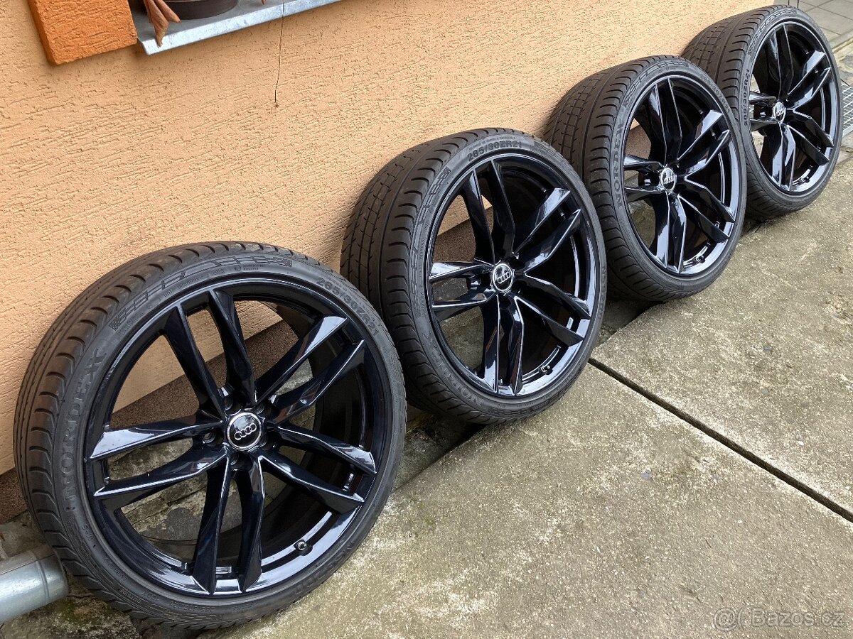 Letní sada Audi RS6 R21
