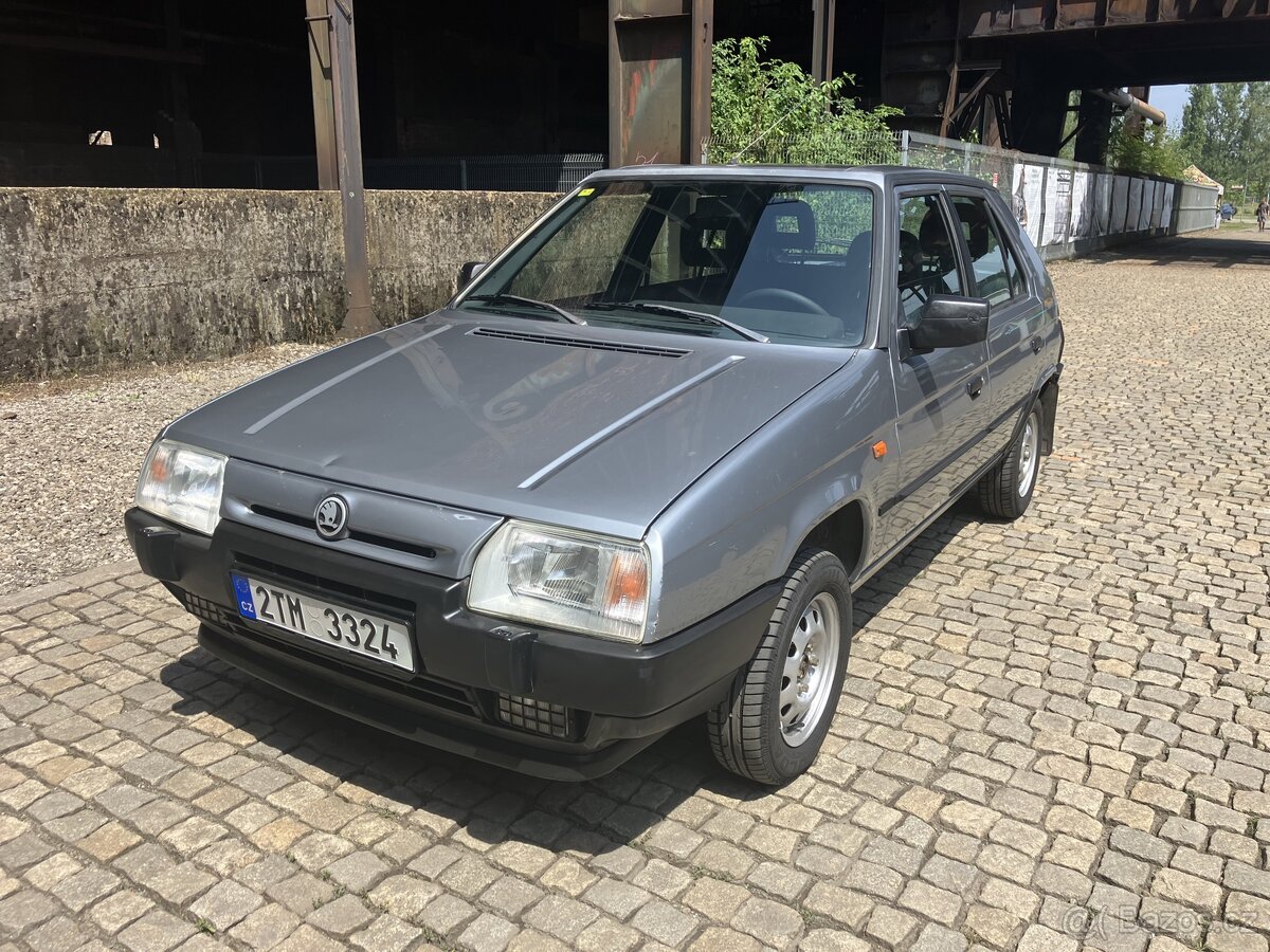Škoda Favorit Silver Line
