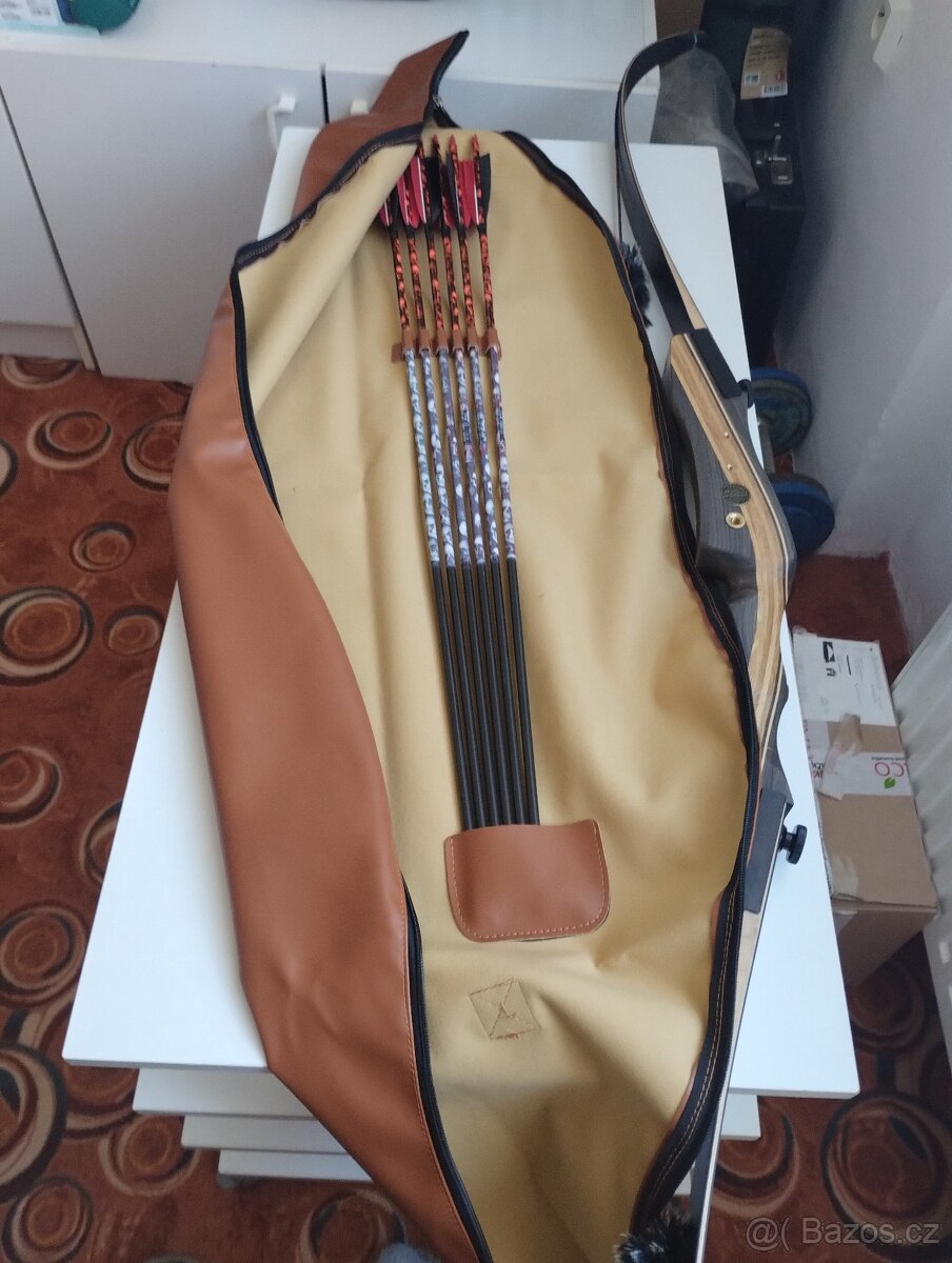 PRODÁM NOVÉ KOŽENÉ SUPER POUZDRO NA LUK