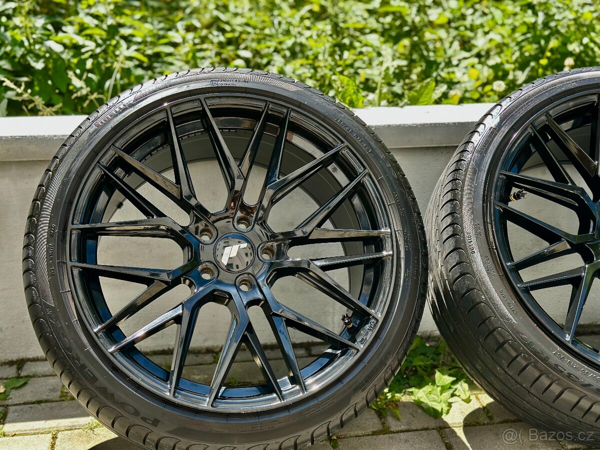 Konkávní alu kola JAPAN Racing JR28 5x112 r19