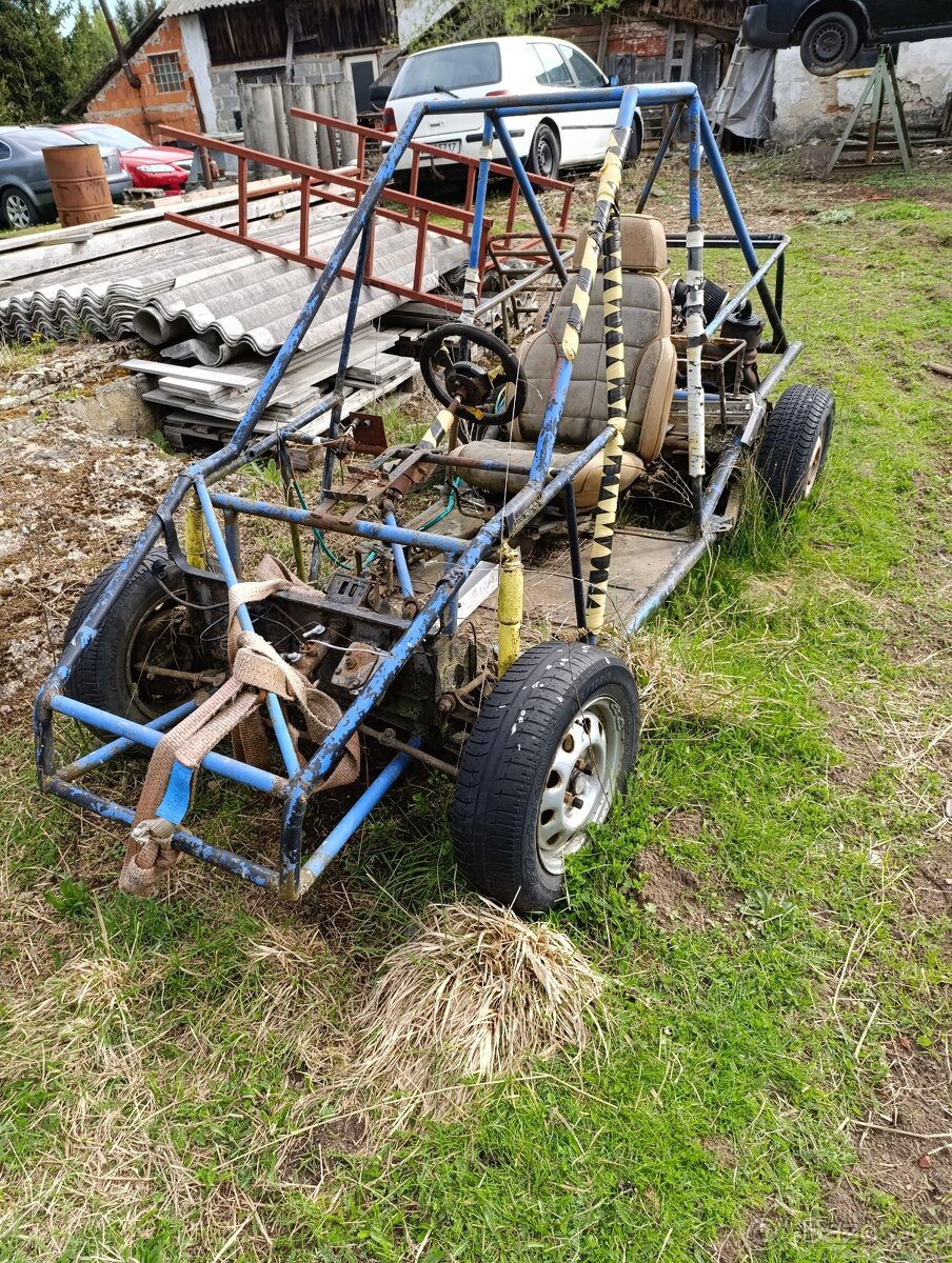 Domaděl Buggy