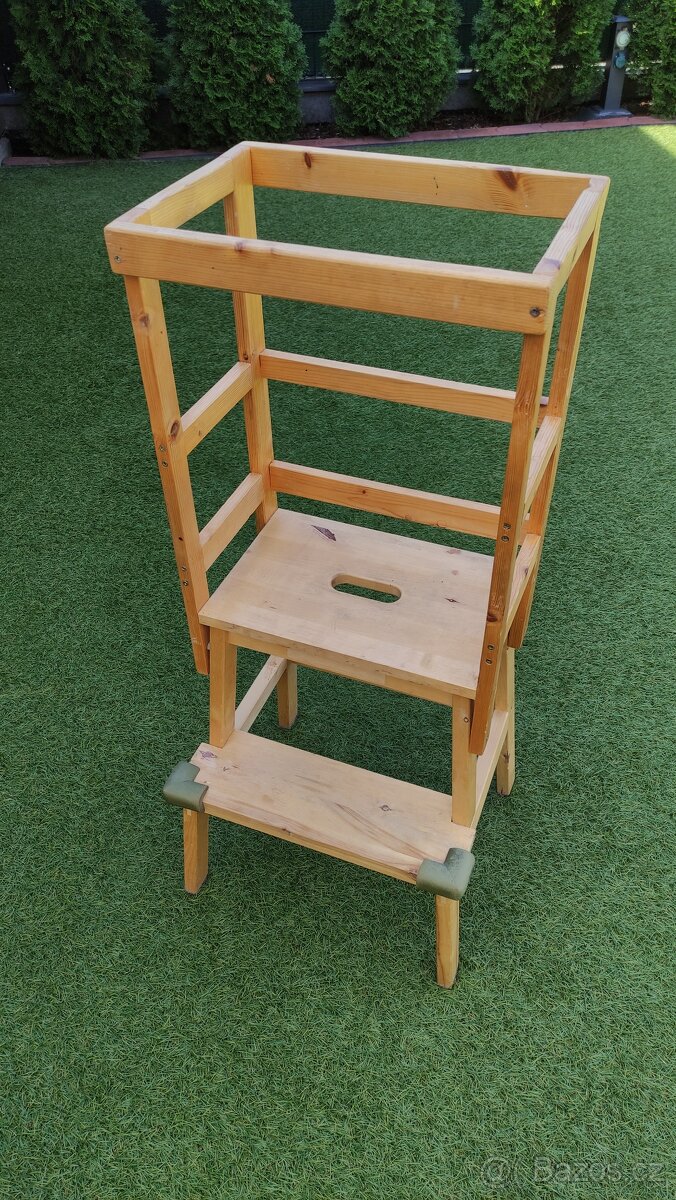 Učící věž dřevěná