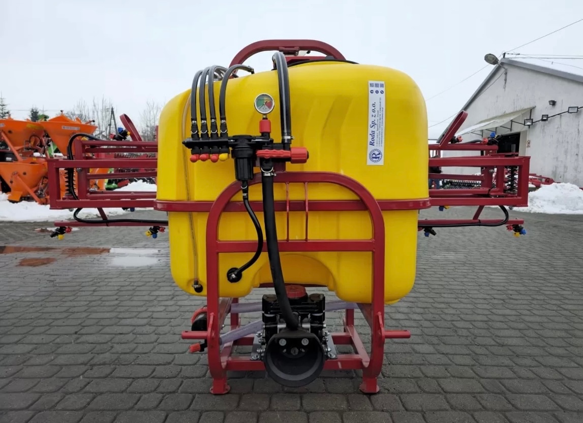 Postřikovač na traktor Strumyk
