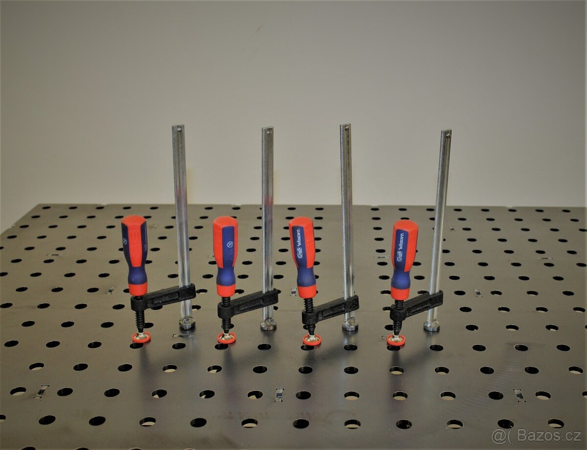 Upínky pro svářecí-svařovací 3D stůl