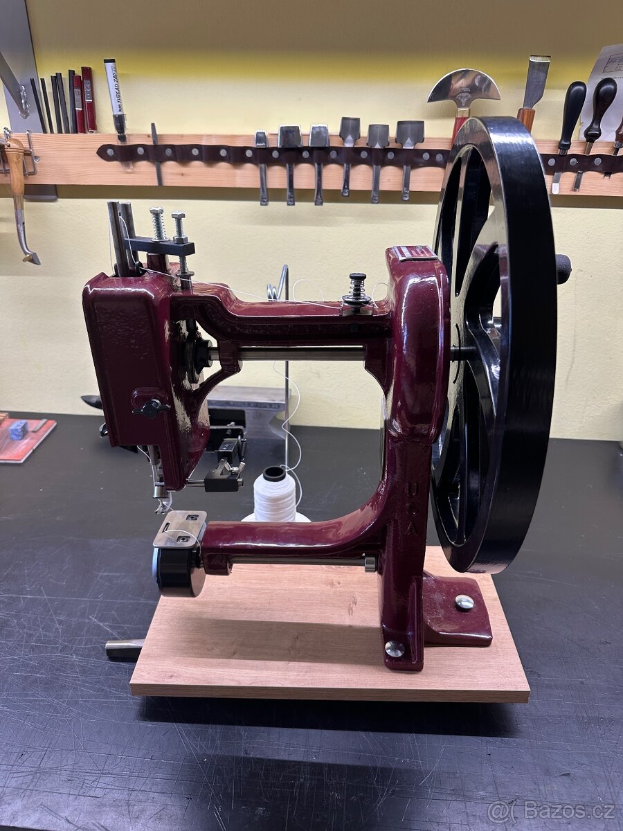 Šicí stroj Weaver Master tool cub