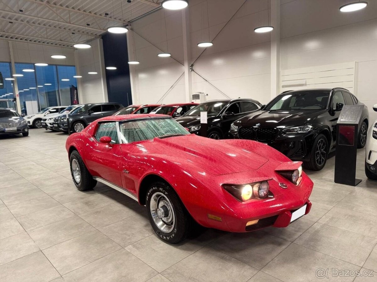 Chevrolet Corvette C3 z roku 1976