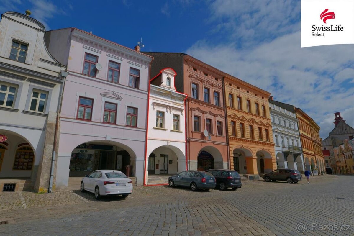 Prodej rodinného domu 217 m2 nám. Československé armády, Jar