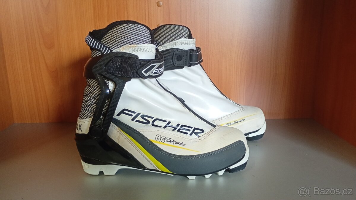 Boty na běžky FISCHER RC SKATE NNN vel.37,38,40,41