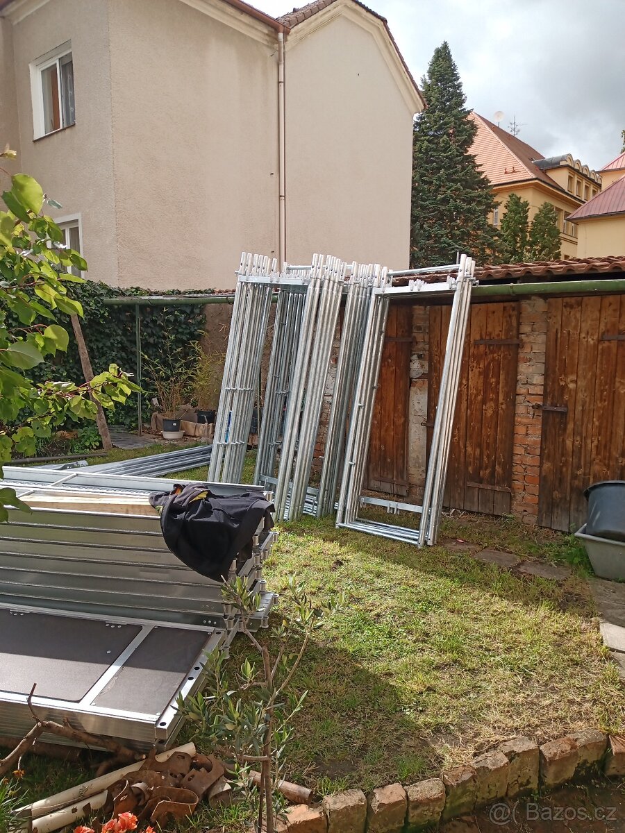 Prodám lešení mj uni 70 plettac