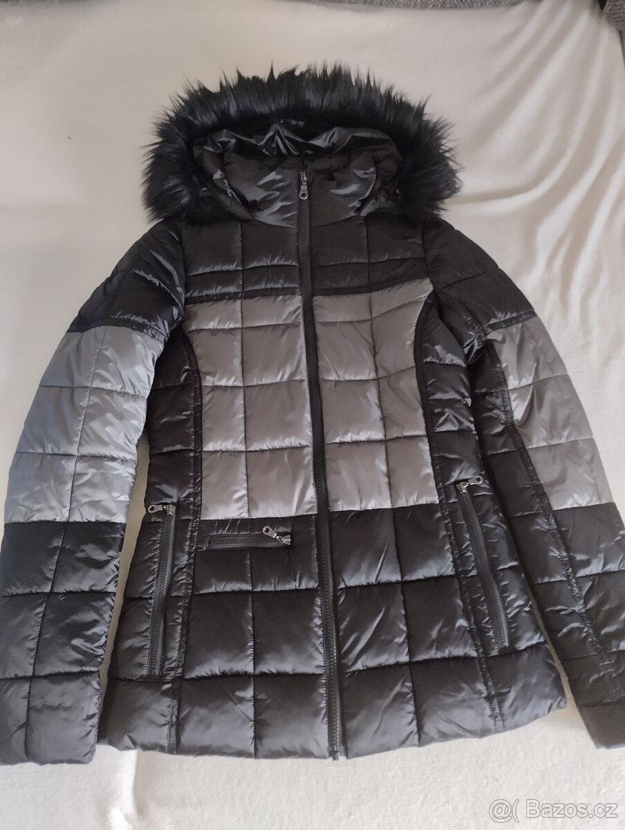 Dámská, dívčí lyžařská souprava XS,zimní bunda XS