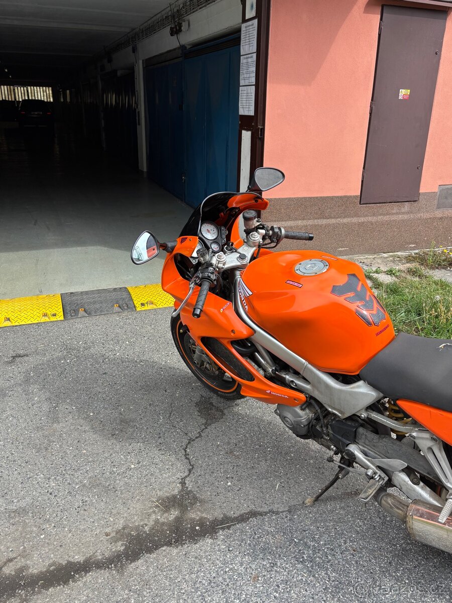 Honda vtr 1000