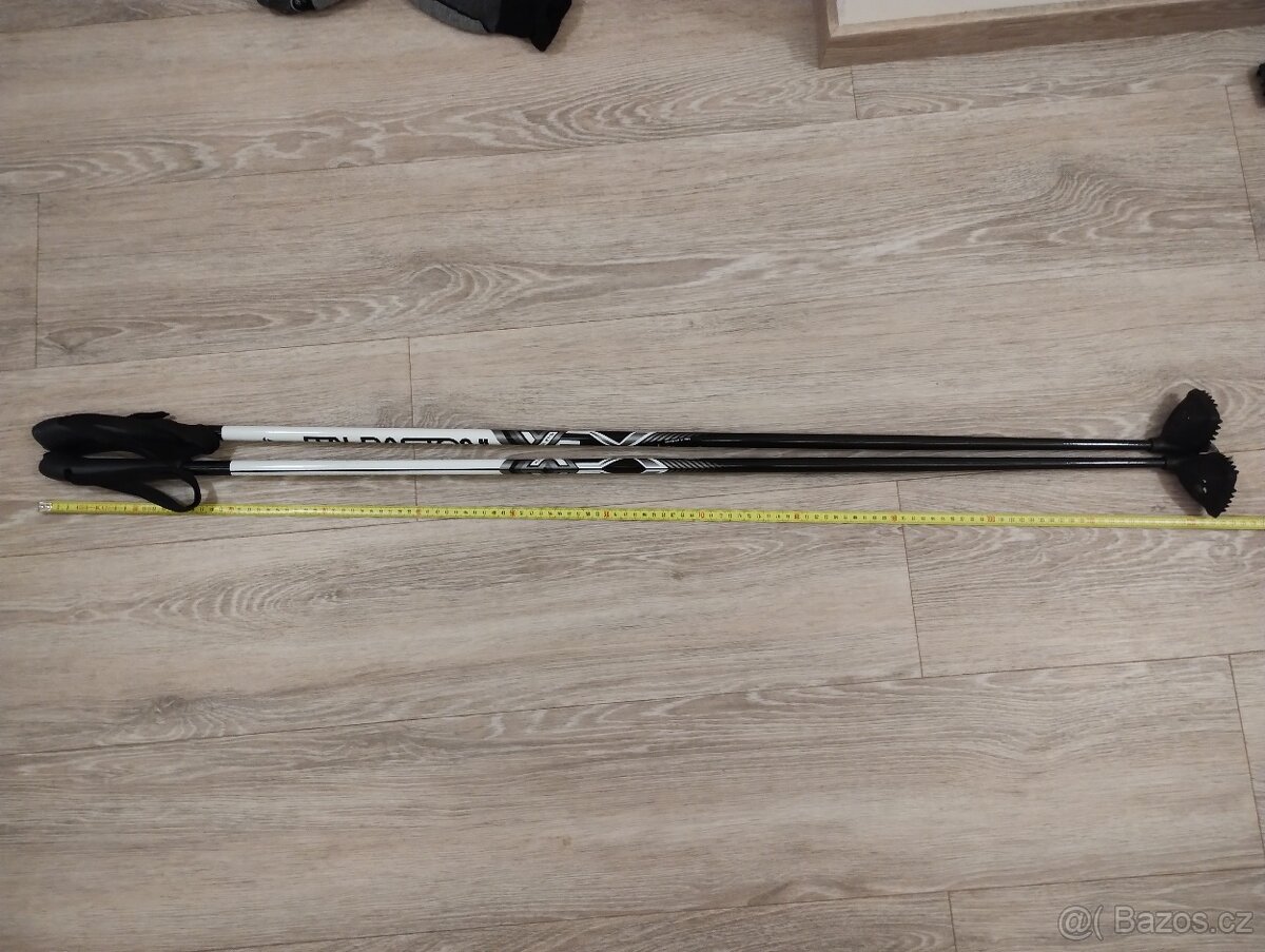 Prodám hole na běžky 125 cm