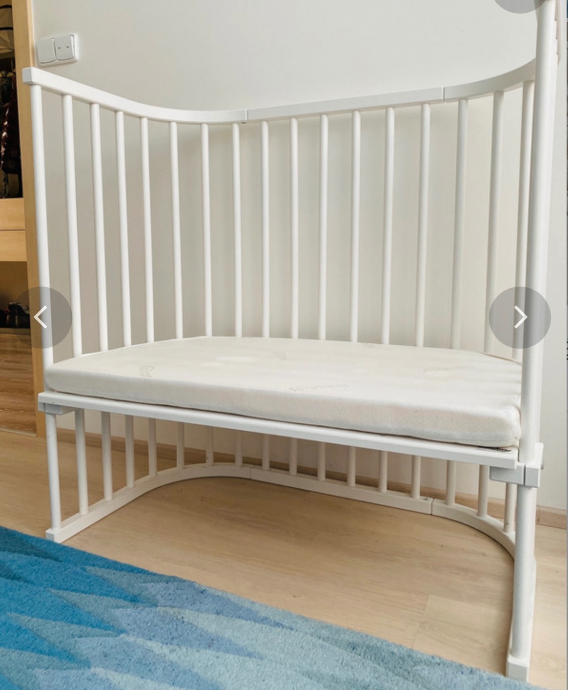 Přístavná postýlka Babybay Boxspring včetně matraci a 5 pros