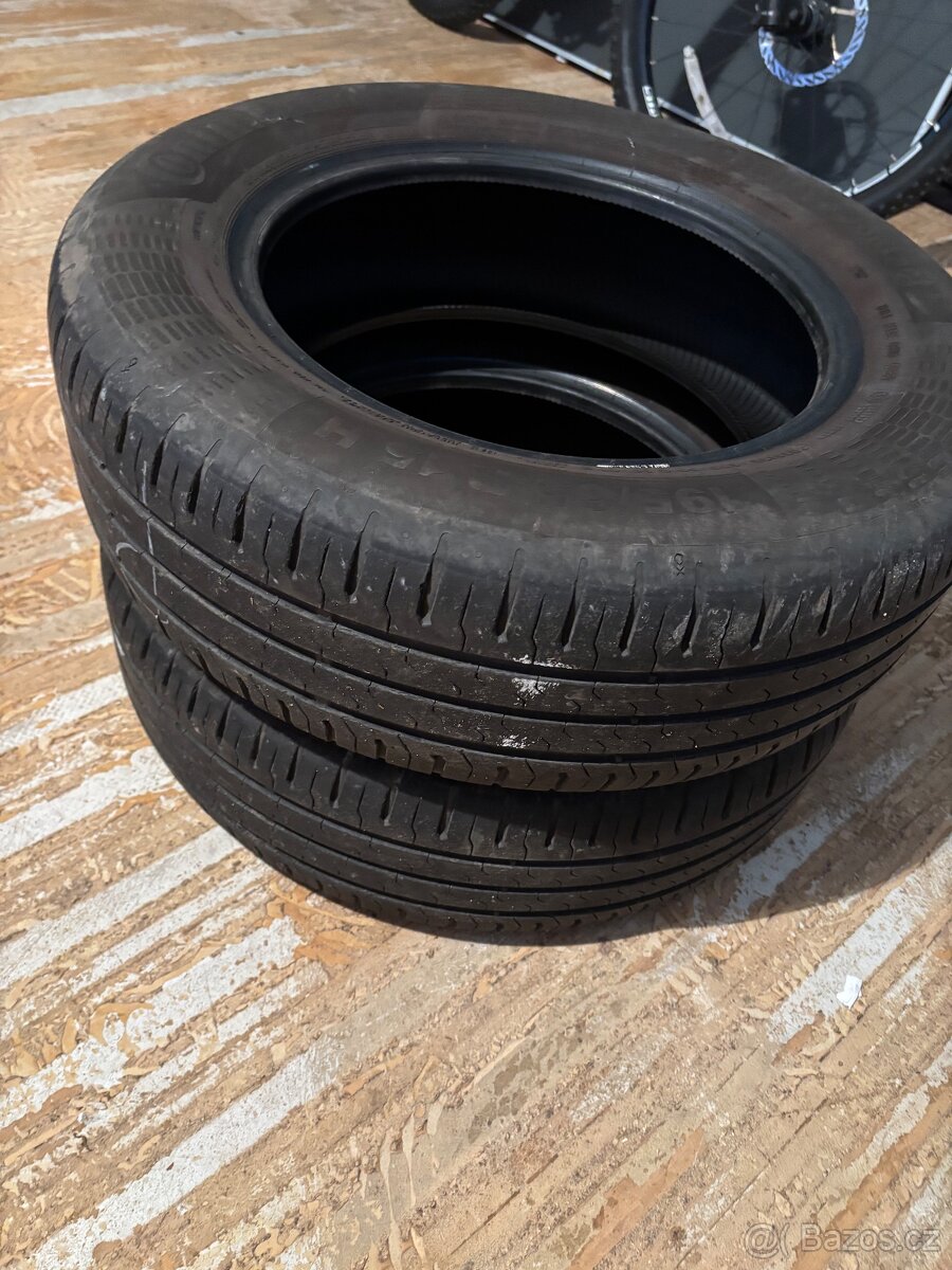 195/65 R15 continental