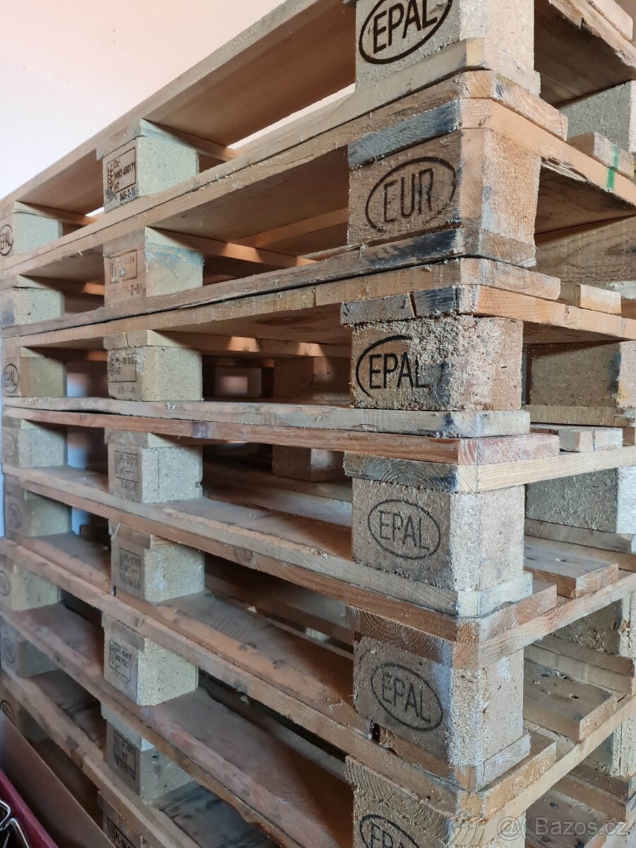 EUR palety světlé
