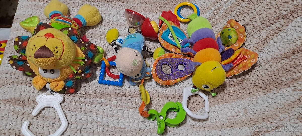 Lamaze hracky