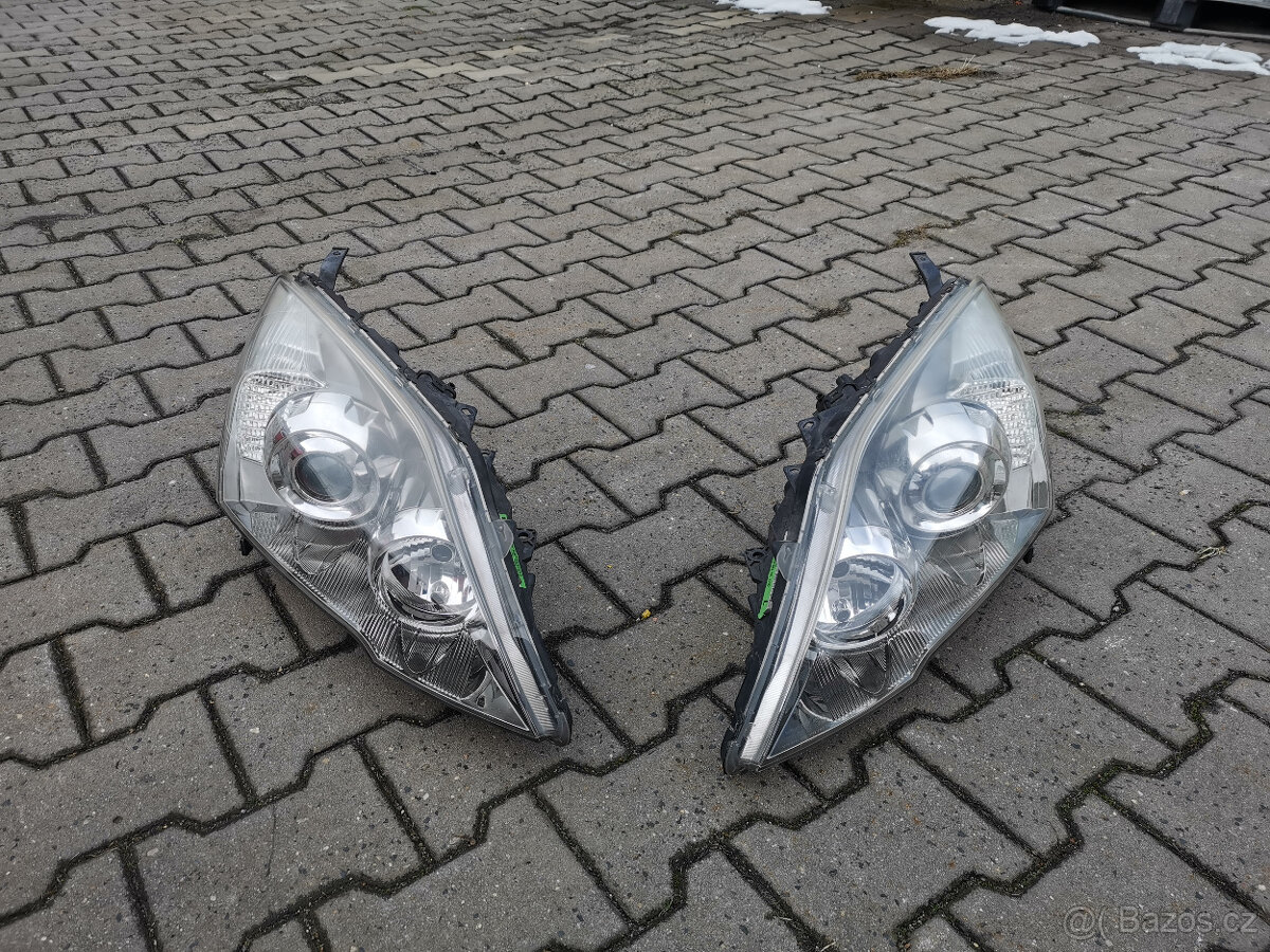 prodám světla honda crv