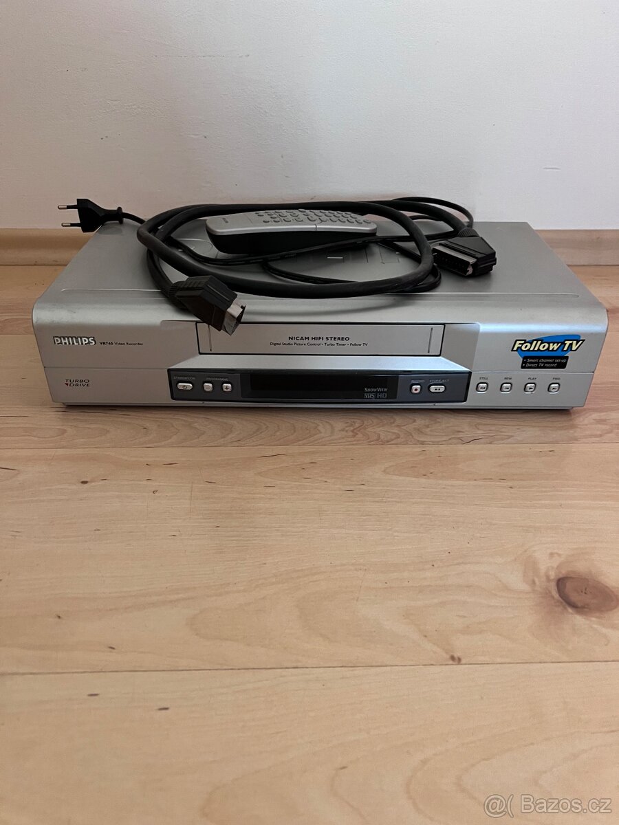 Video recorder Philips VR740