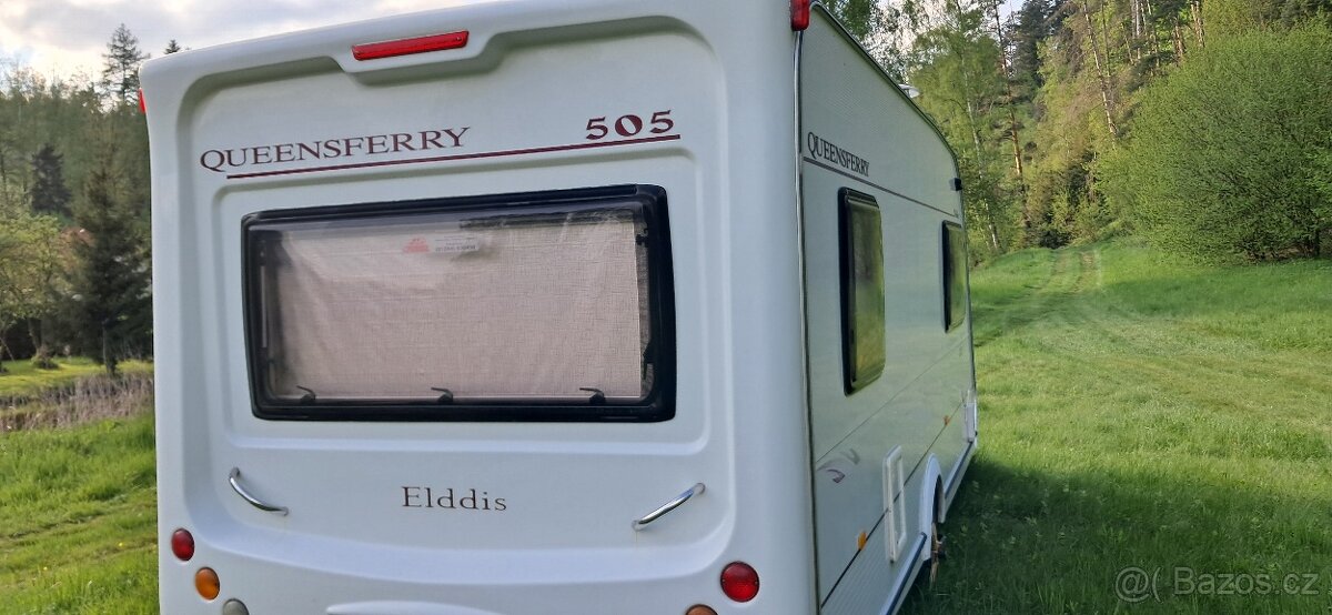 Karavan Elddis Queensferry - top stav