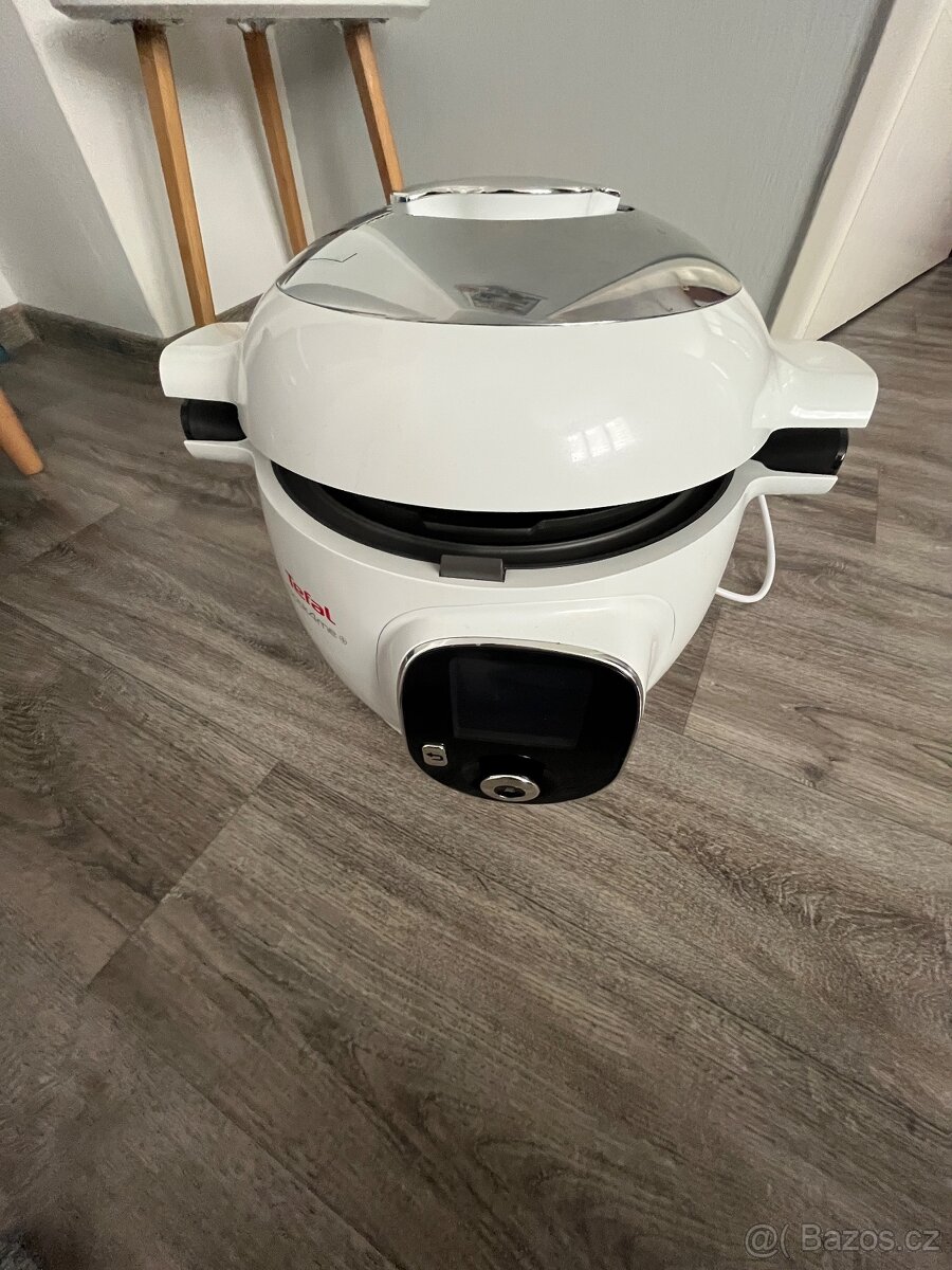 Multifunkční tlakový hrnec Tefal Cook4me+