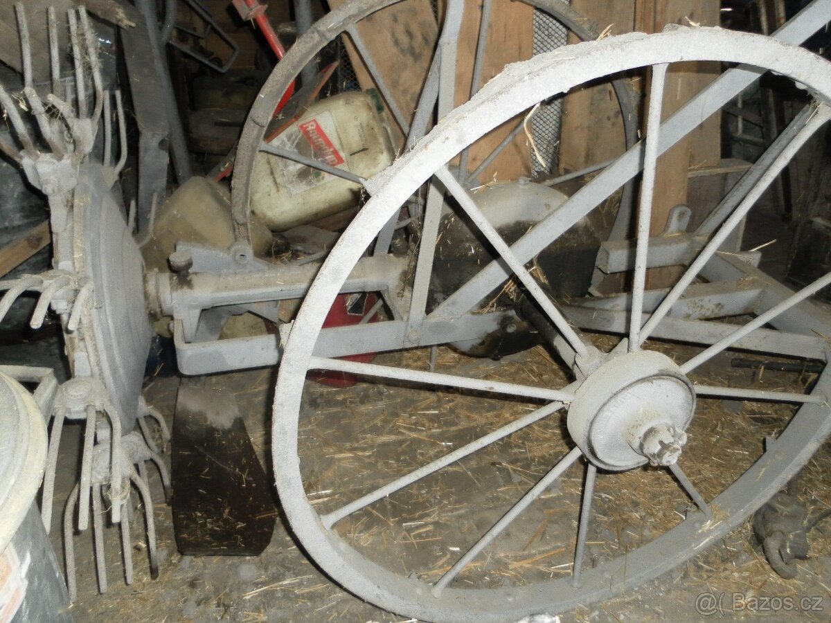 Čert - vyorávač brambor za traktor