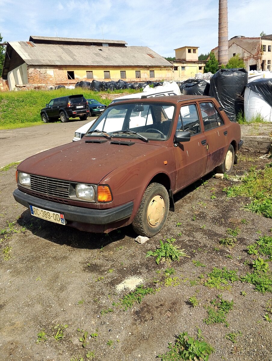 PRODÁM ŠKODA 120L