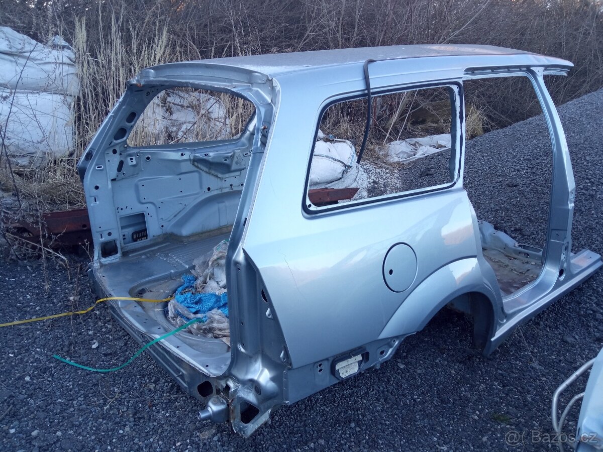 díly Ford Fokus komby tdi 2003