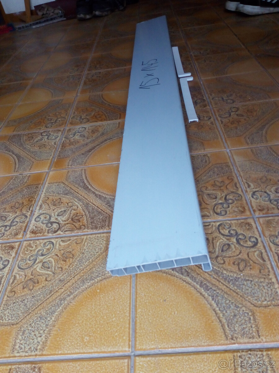 Parapet vnitřní bílý nerozbalený 15 x 145