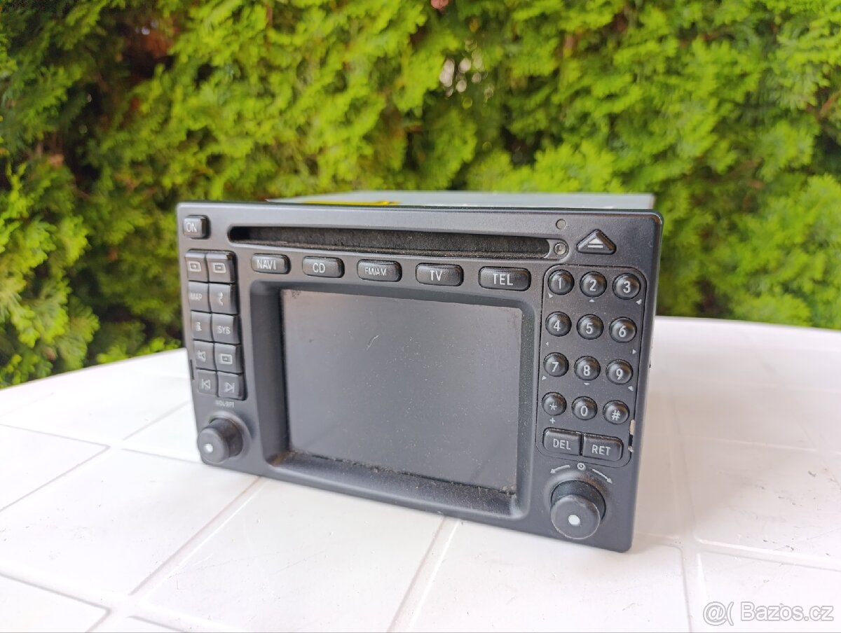 Mercedes 2 DIN rádio s navigací, Command, W210