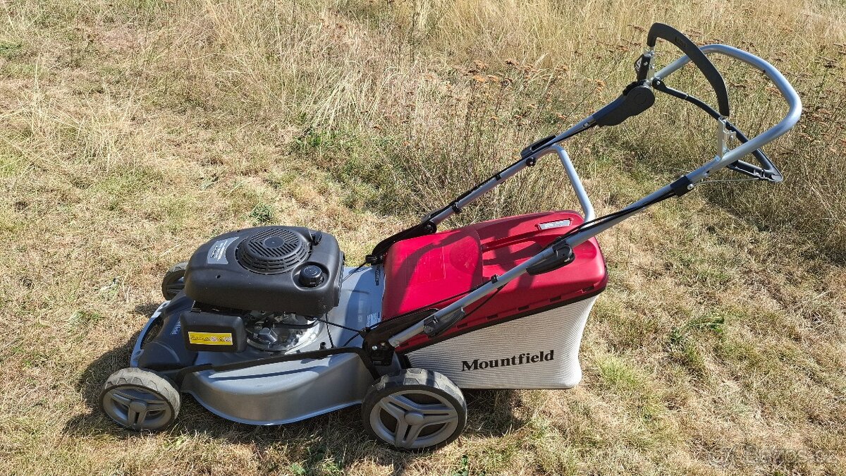 Sekačka s motorem Honda vč. koše