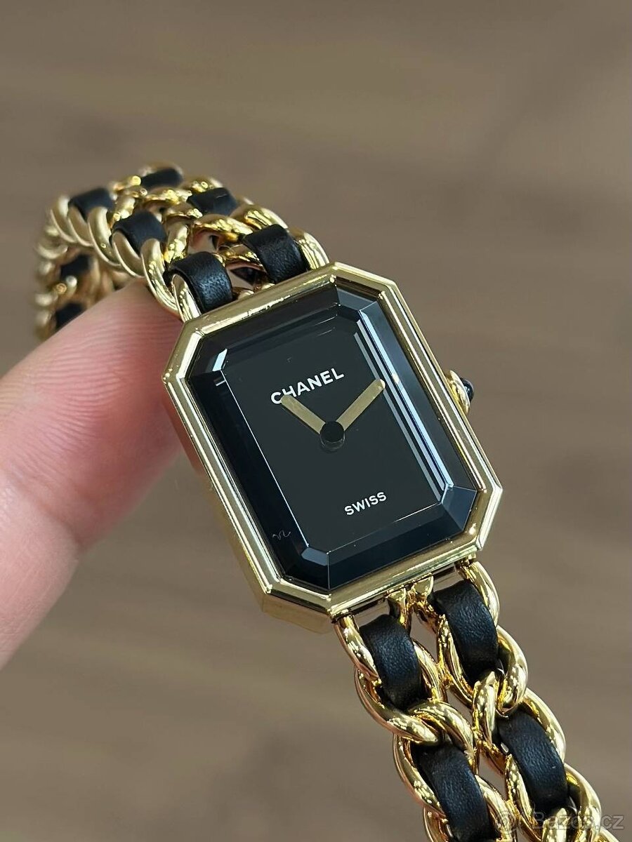 Dámské hodinky Chanel