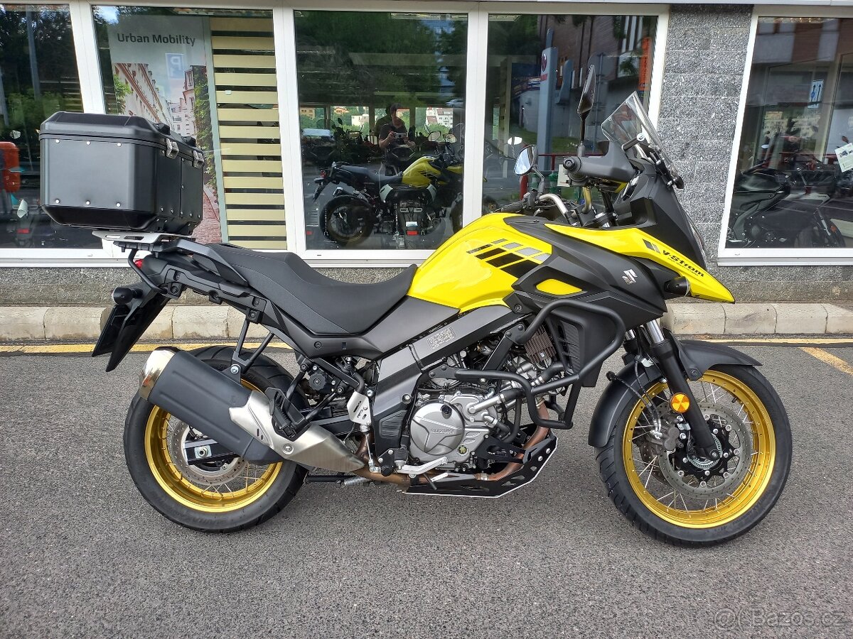 Suzuki V-Strom 650 XT (2020/19900 km)