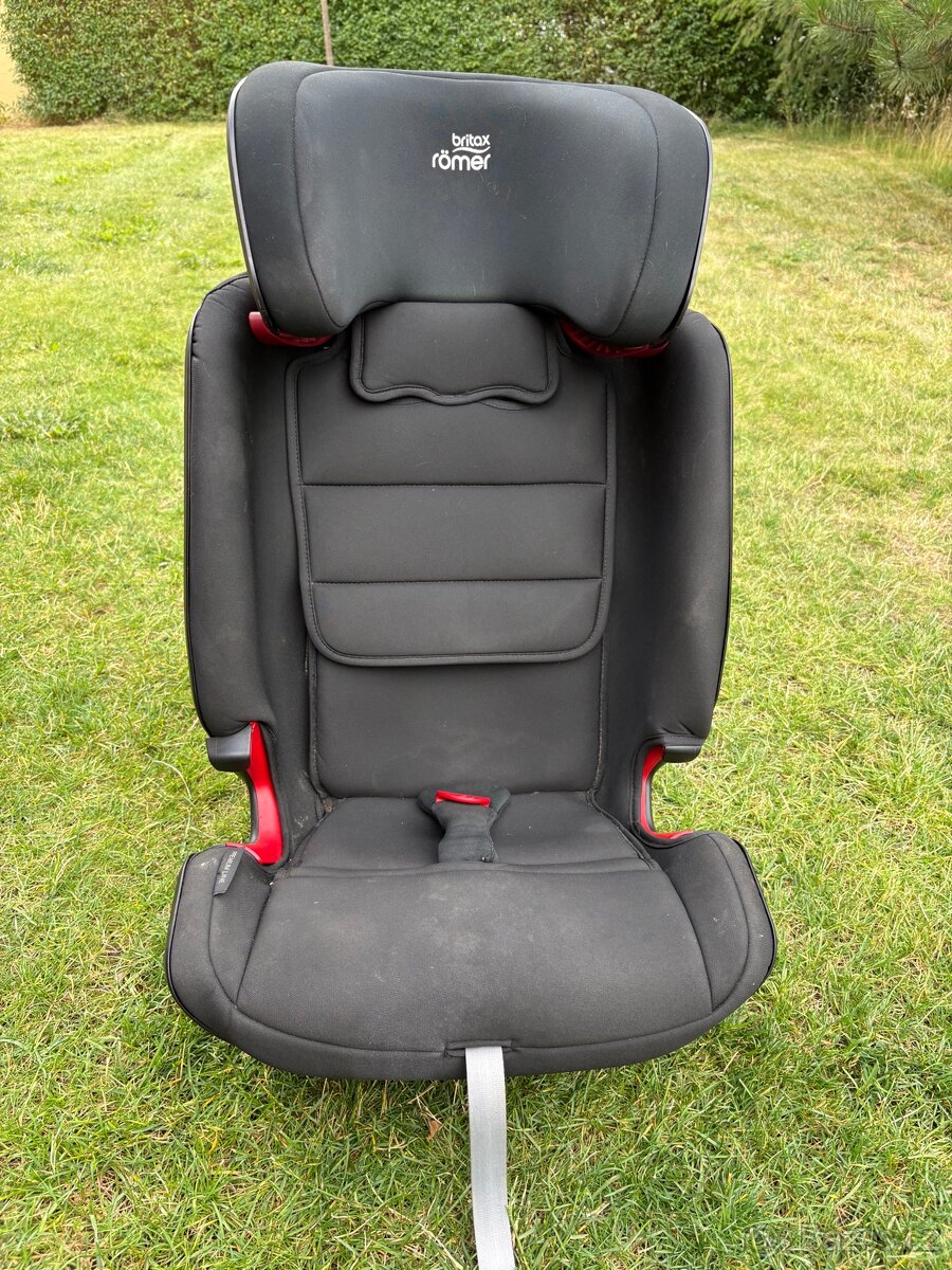 Britax Römer ADVANSAFIX IV R Cosmos Black Premium Line
