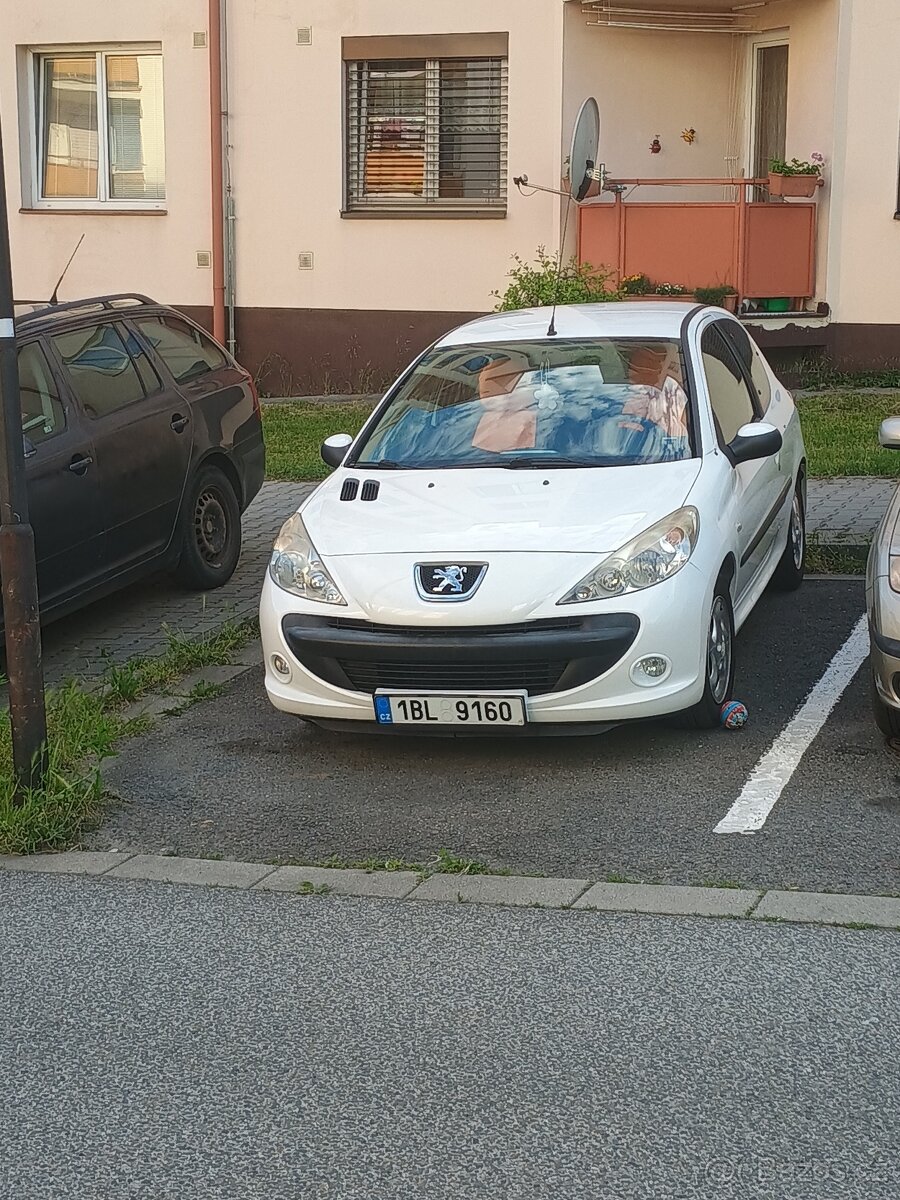 Peugeot 206+
