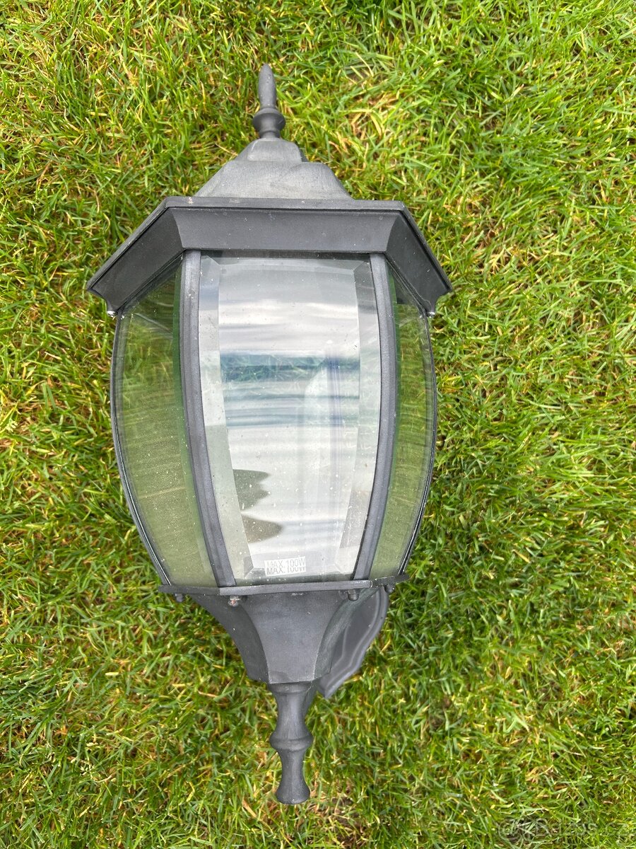 Venkovní světla na fasádu