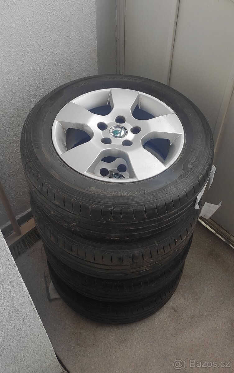 Originál Alu Škoda / 5x112 / ET 50 / PNEU 205/60 r15 91V