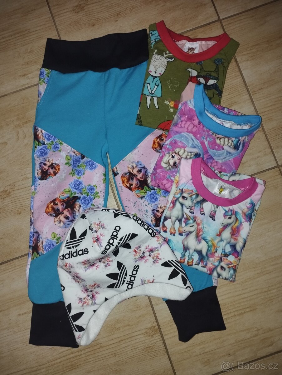 Set oblečení holka