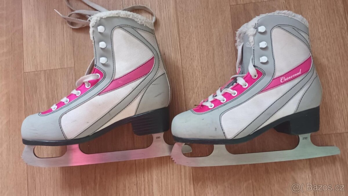 Dívčí lední brusle vel.36