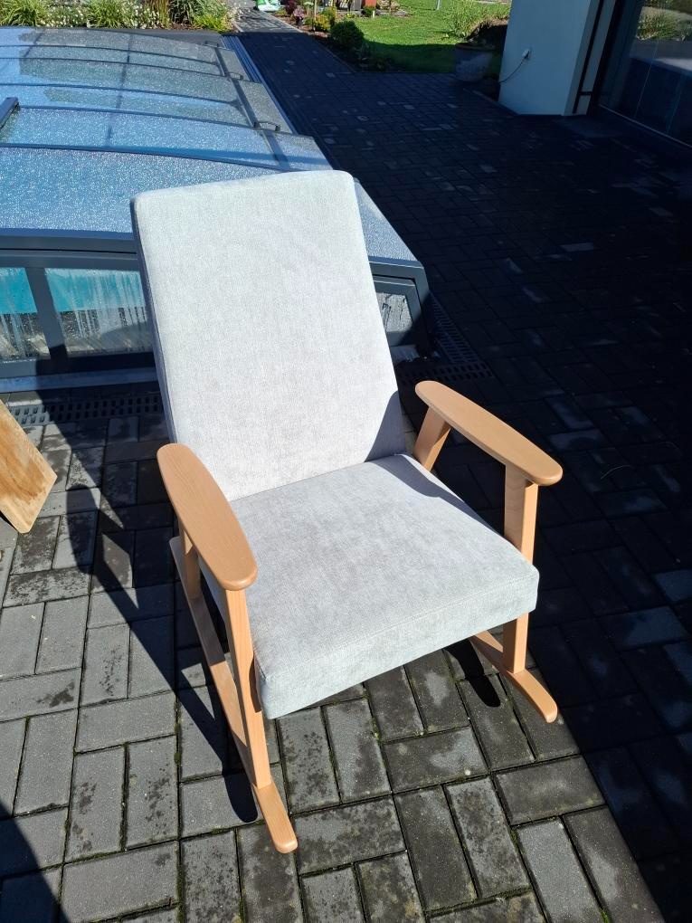 Houpací křeslo židle