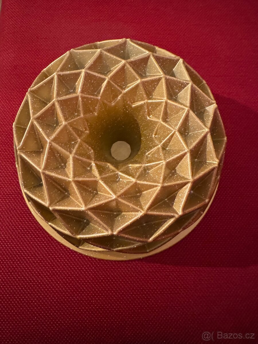 Hliníková forma na bábovku Jeweline nová