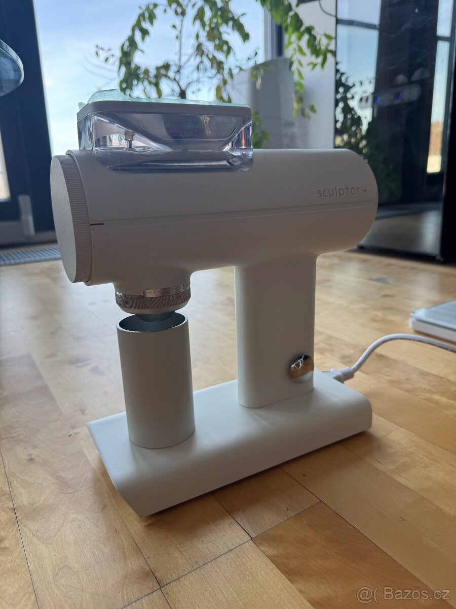 Nabízím k prodeji prémiový elektrický mlýnek Timemore Sculp
