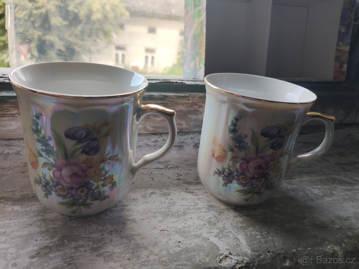 Dárkové balení 2 ks hrnků retro