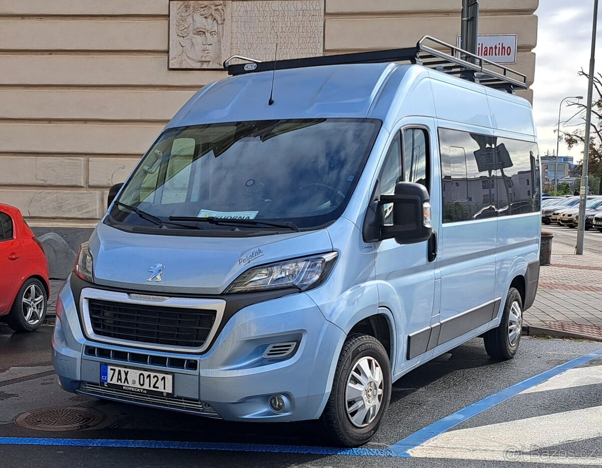 PEUGEOT BOXER - Osobní automobil, 9 míst