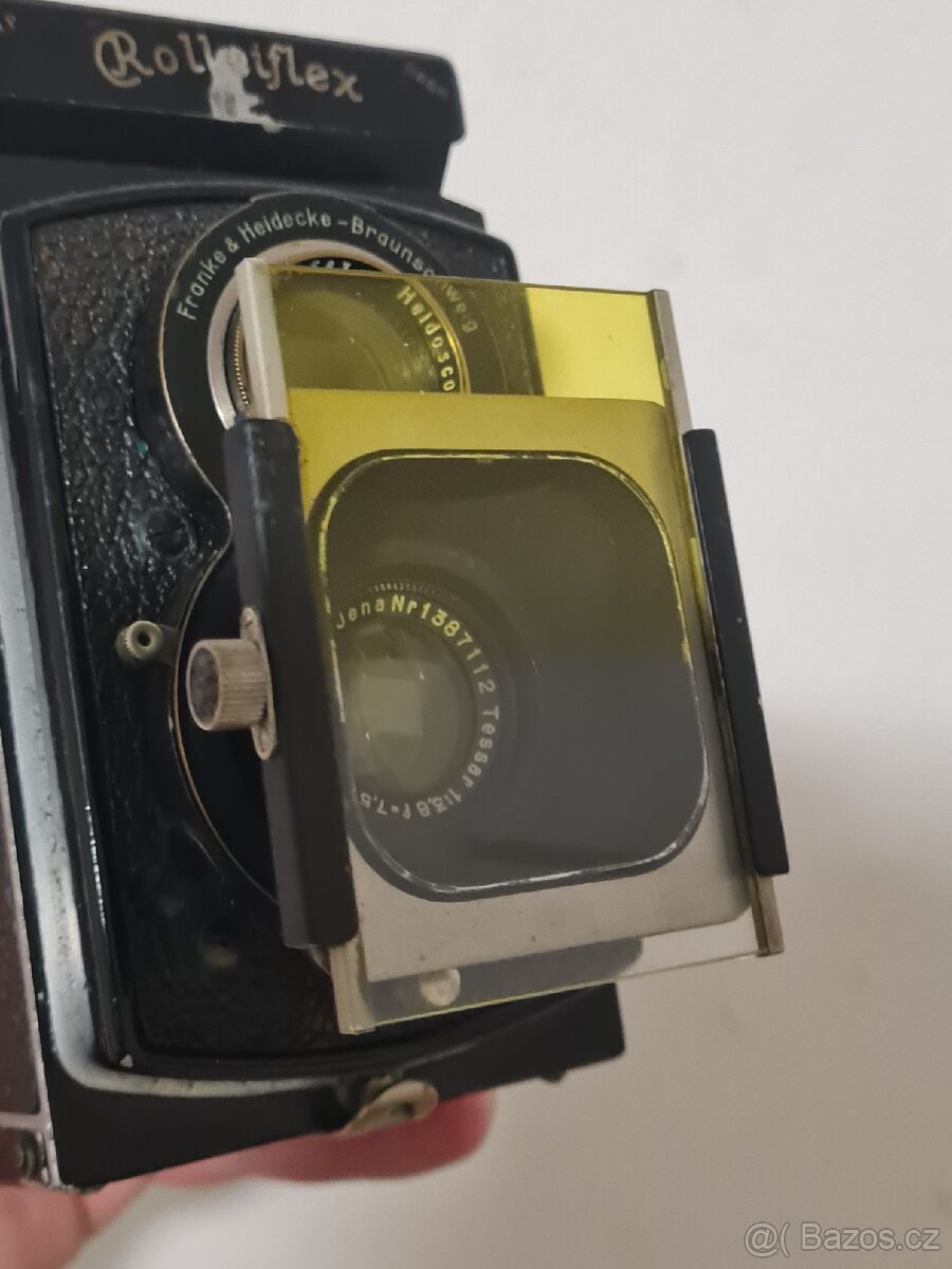 Sluneční clona pro Rolleiflex...