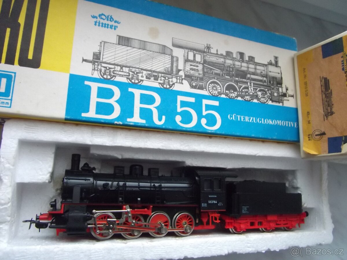 parní lokomotiva na vláčky H0 Piko