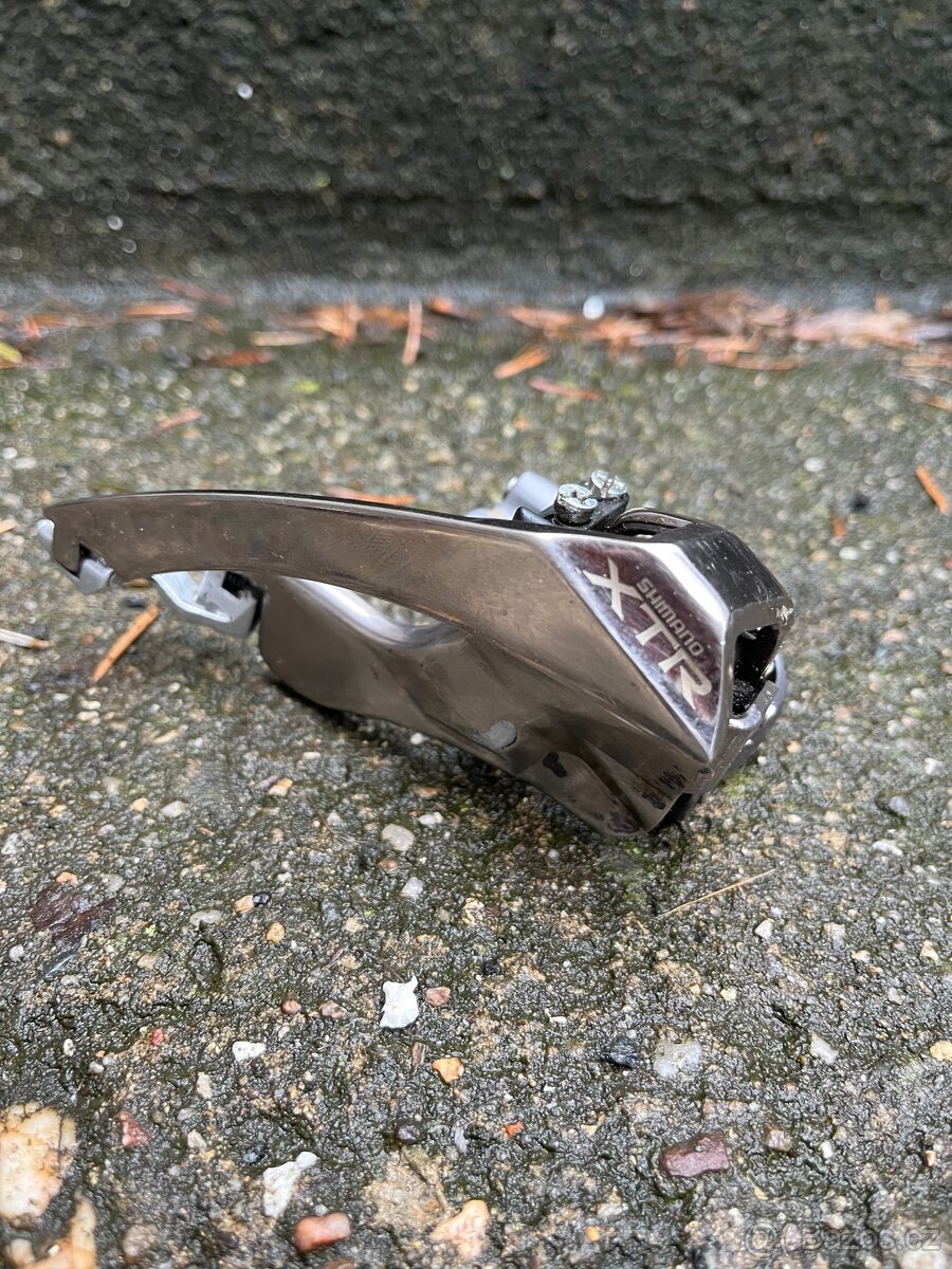 Přesmykač Shimano XTR M950