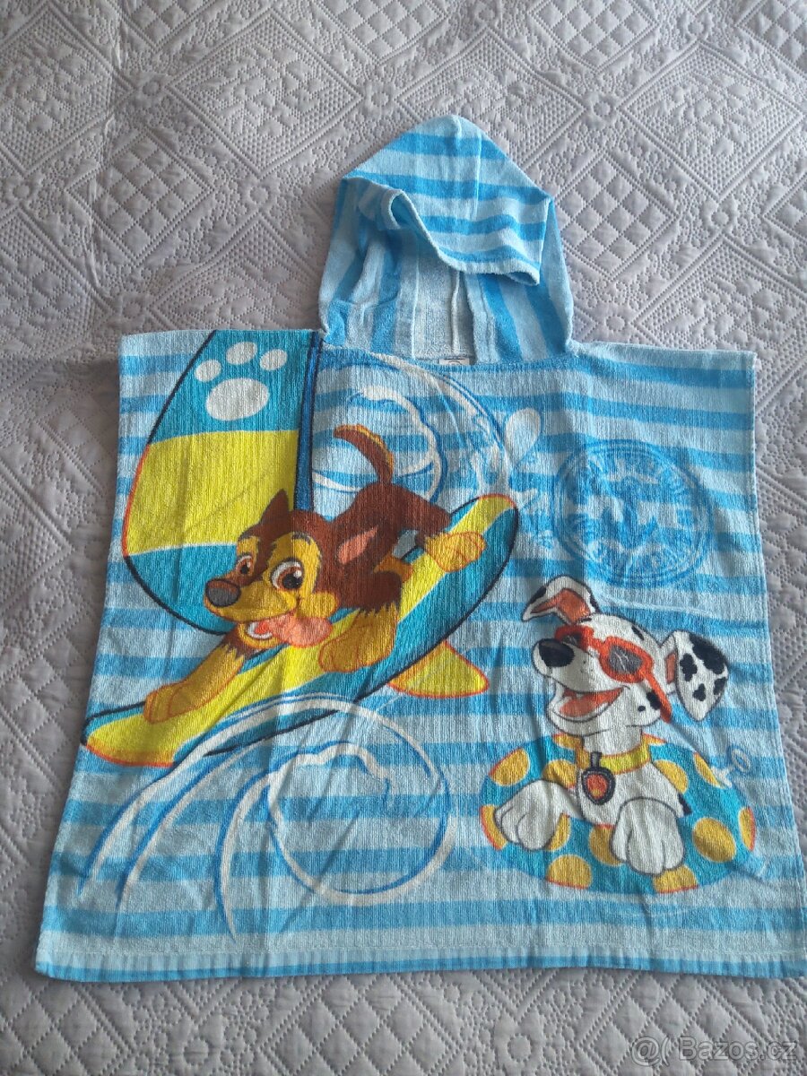 Plážová osuška s kapucí pro děti